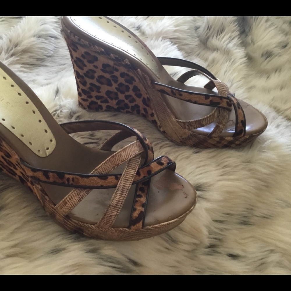 Animal print wedge
